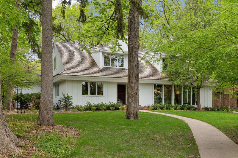 318 Woodlawn Ave, Saint Paul, MN 55105