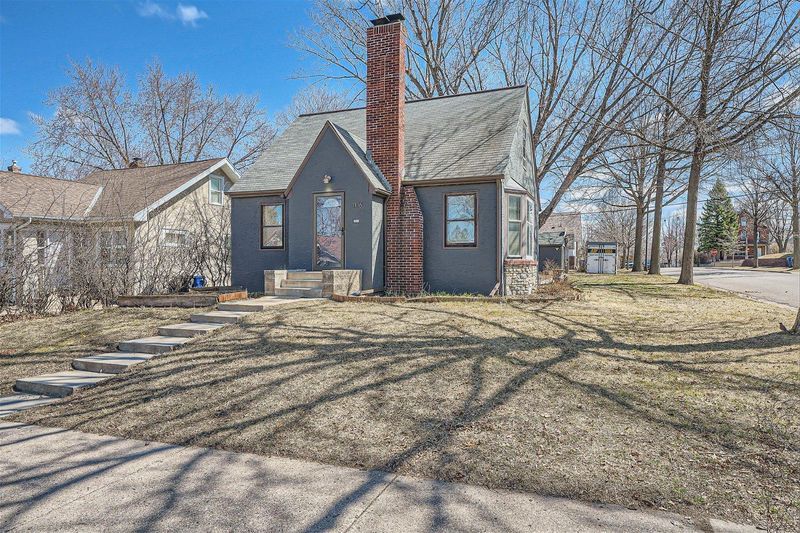 1106 Virginia St, Saint Paul, MN 55117