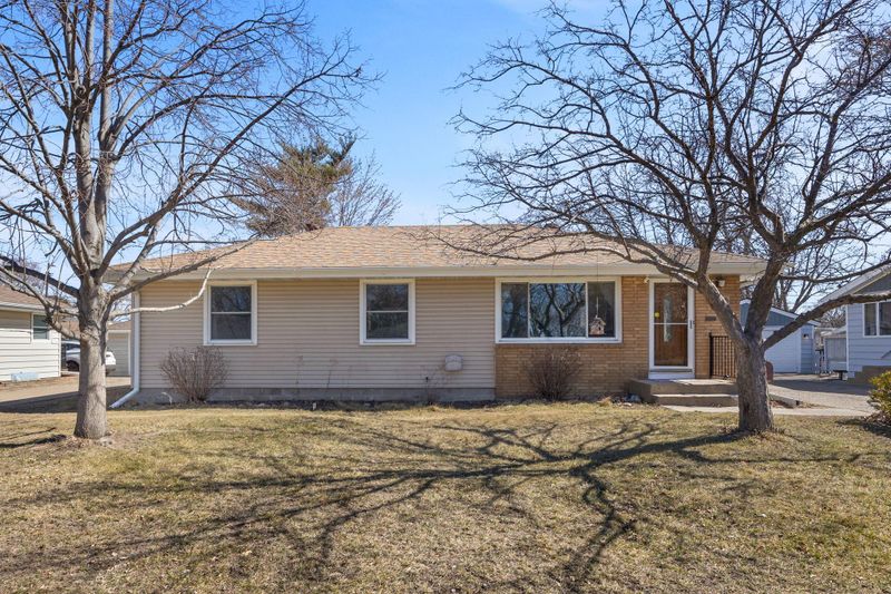5336 Oliver Ave N, Brooklyn Center, MN 55430