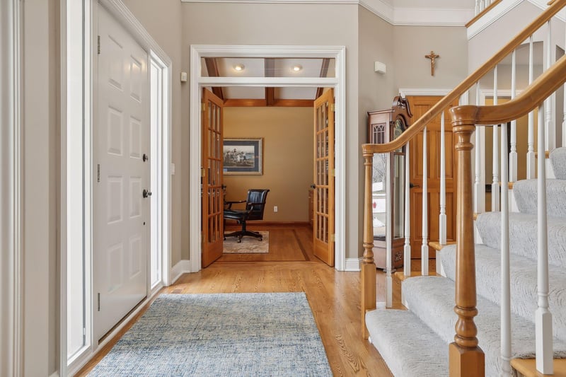 3727 Fairway Point, Woodbury, MN 55125