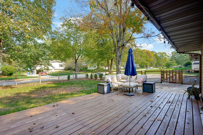 8231 Duluth St, Golden Valley, MN 55427