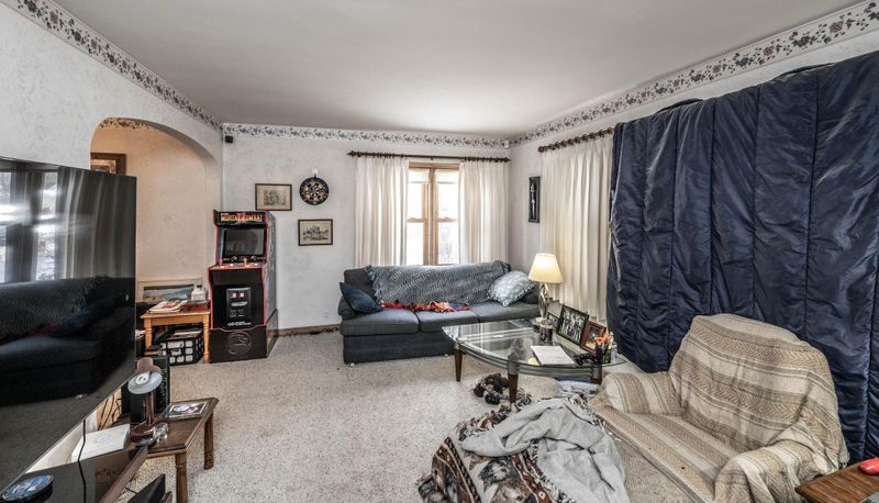 111 Pershing Ave N, New Prague, MN 56071