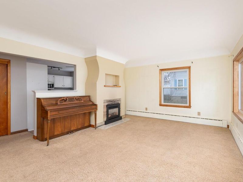 117 Hill St W, Norwood Young America, MN 55368