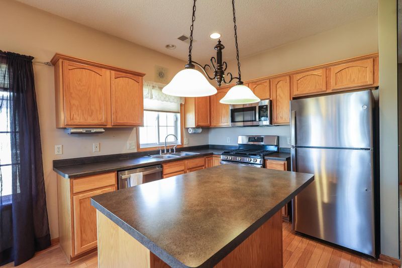 8039 Pleasant View Dr NE, Spring Lake Park, MN 55432