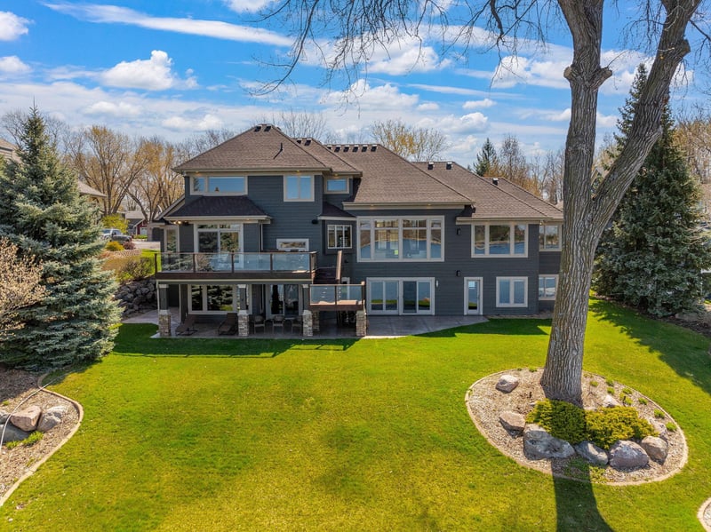 15548 Red Oaks Rd SE, Prior Lake, MN 55372