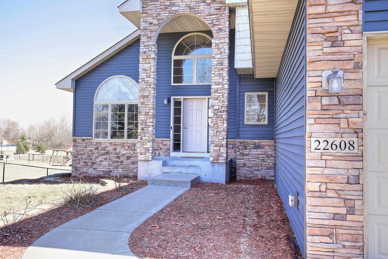22608 Zion Pw NW, Bethel, MN 55005