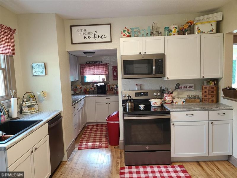 107 N West Ave, Dresser, WI 54009