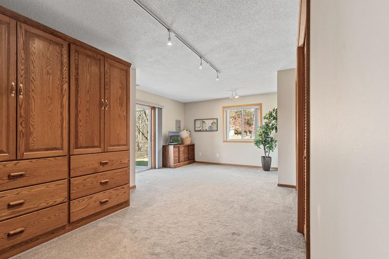 3773 Robin Ln, Eagan, MN 55122