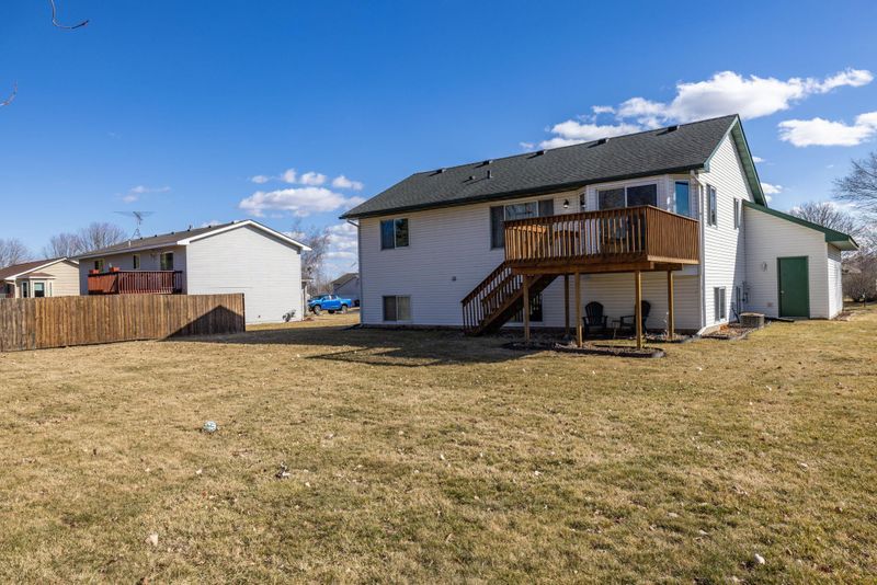 665 W 11th St, Rush City, MN 55069