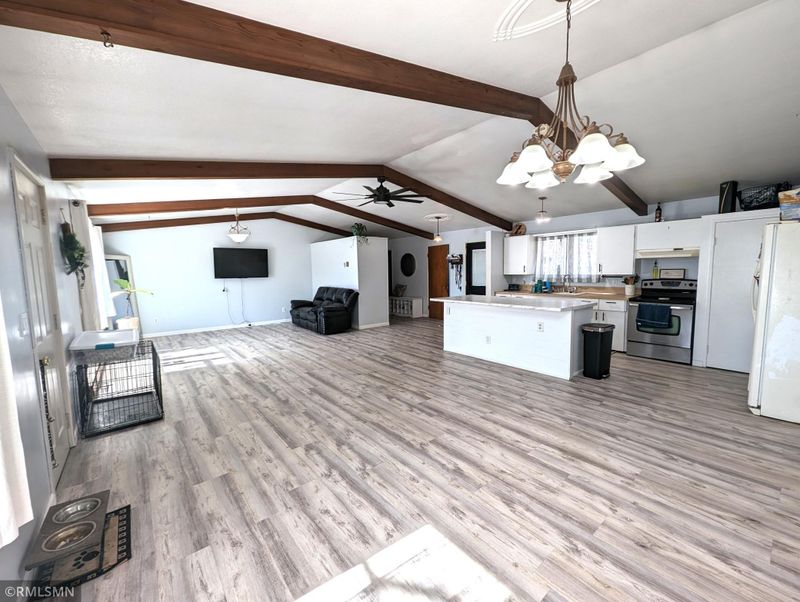 617 6th St SE, Long Prairie, MN 56347