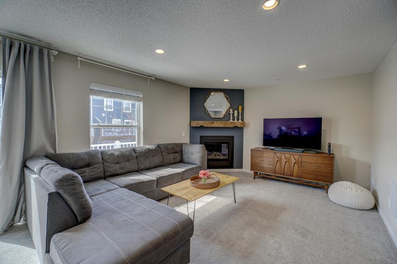 709 Eagle Ct, Lino Lakes, MN 55014