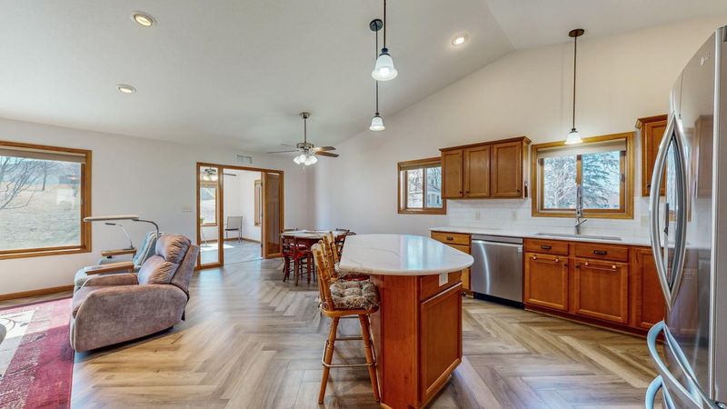 1012 Southern Ridge Dr SW, Rochester, MN 55902