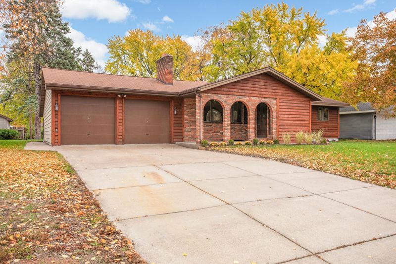 7006 Knox Ave N, Brooklyn Center, MN 55430