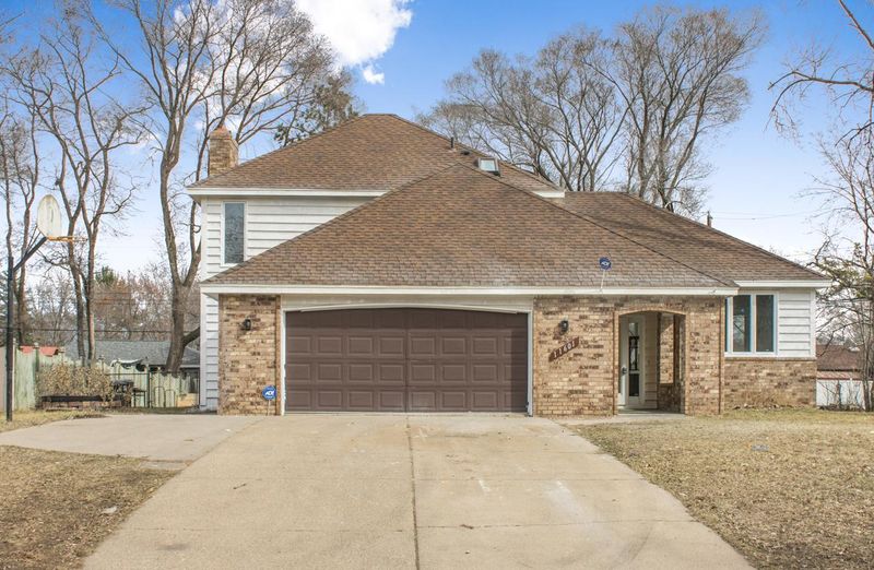 11601 Zion St NW, Coon Rapids, MN 55433