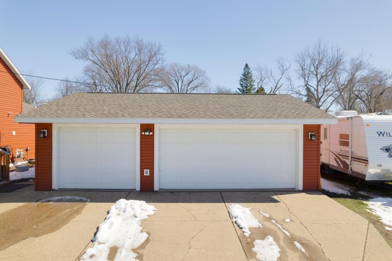 306 9th St E, Wabasha, MN 55981