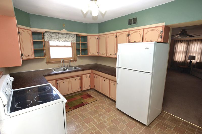 239 Arizona St SE, Lonsdale, MN 55046