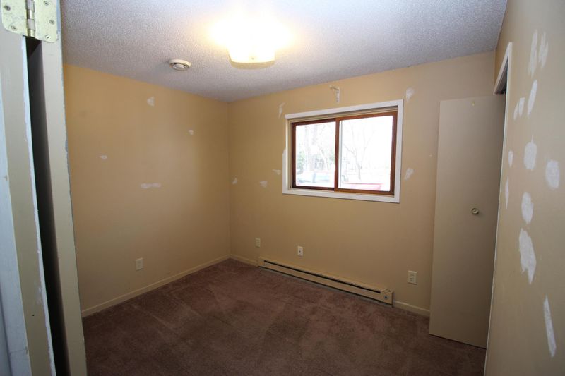 541 E Maple St, River Falls, WI 54022