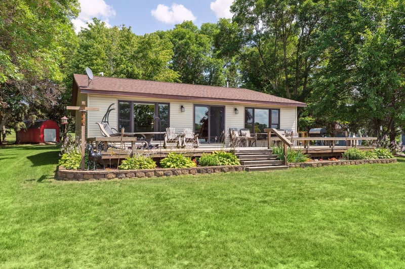 1261 4th St, Almena, WI 54805