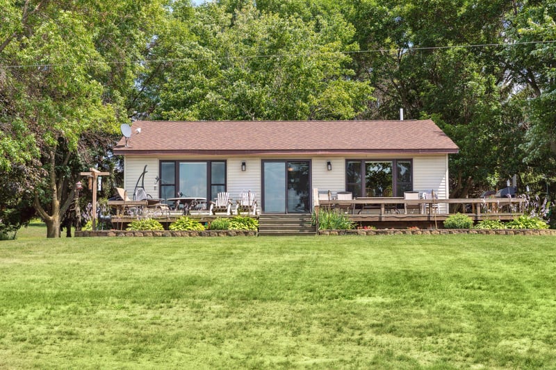 1261 4th St, Almena, WI 54805