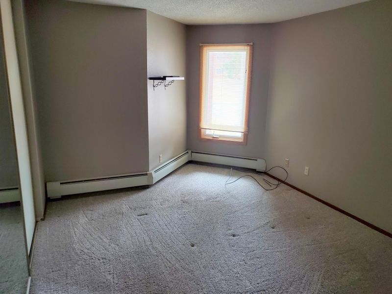 3155 Coachman Rd #275, Eagan, MN 55121