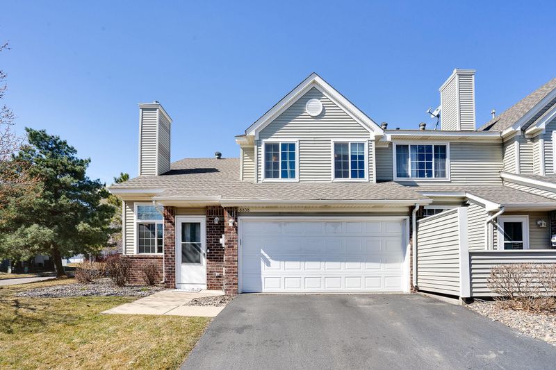 8858 Branson Dr #24, Inver Grove Heights, MN 55076