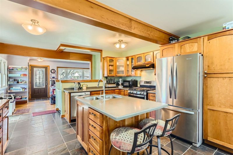 5300 Idaho Ave N, Crystal, MN 55428
