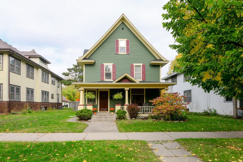 1469 Lincoln Ave, Saint Paul, MN 55105