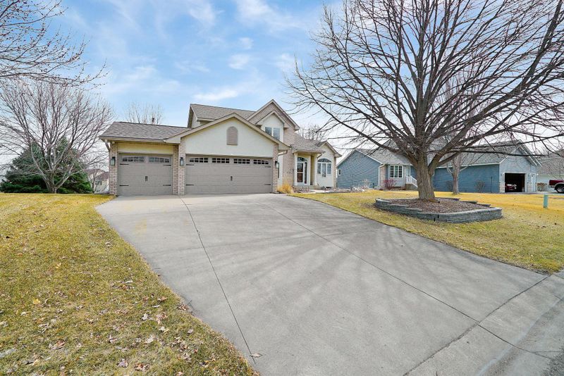 8936 Trinity Gardens, Brooklyn Park, MN 55443