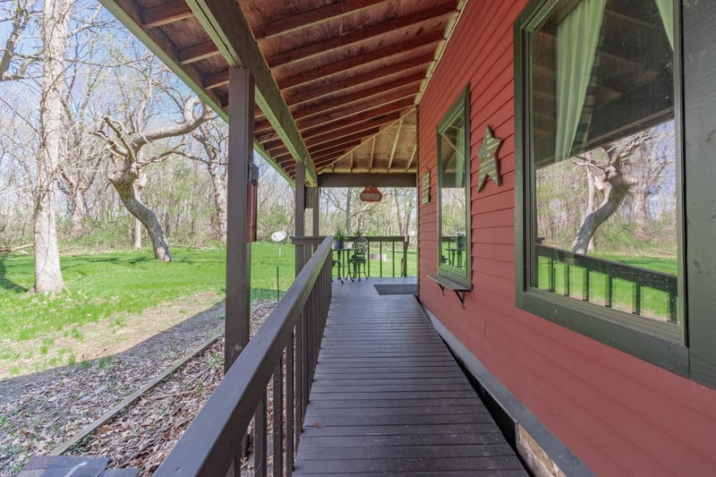 1021 Stagecoach Trl S, Afton, MN 55001