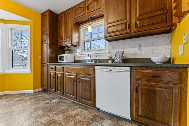 1217 Alameda St, Saint Paul, MN 55117