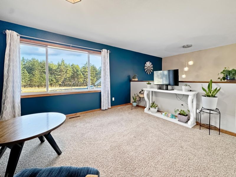 4718 Scotchpine Ct NW, Bemidji, MN 56601