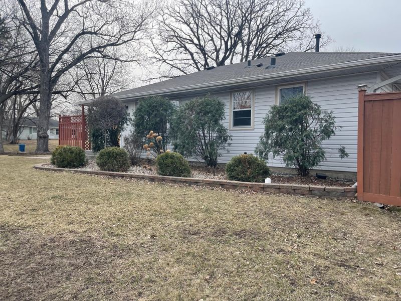 4601 W Old Shakopee Rd, Bloomington, MN 55437