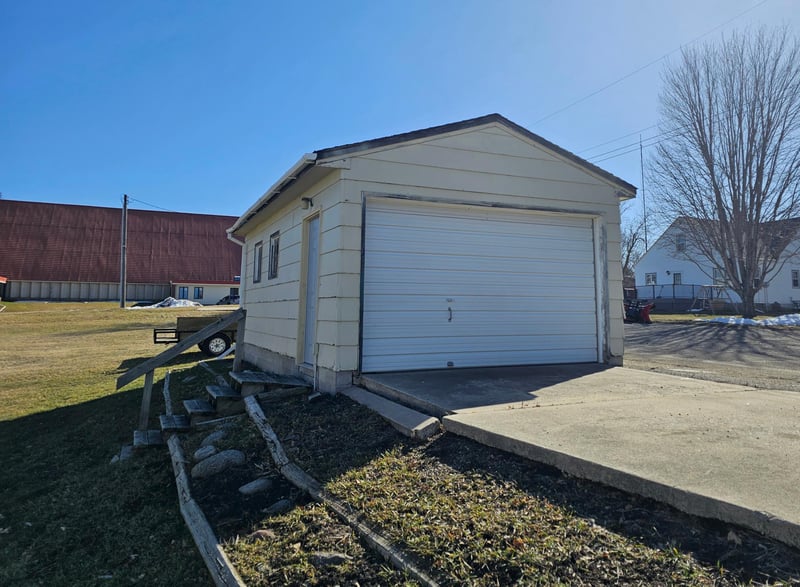 314 N 3rd St, Milan, MN 56262