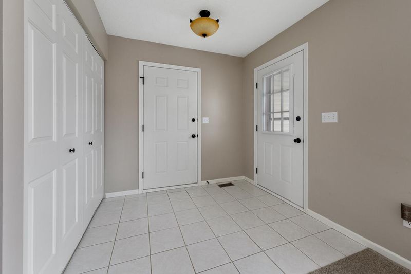 2405 Cornell Dr, Faribault, MN 55021