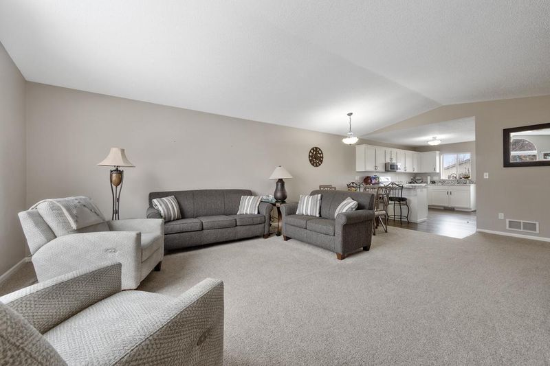 2405 Cornell Dr, Faribault, MN 55021