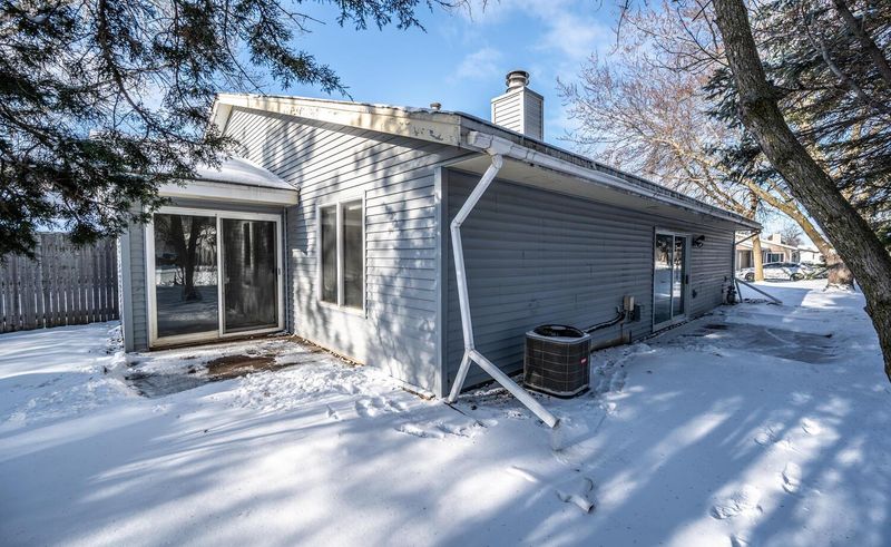 16455 Five Hawks Ave SE, Prior Lake, MN 55372