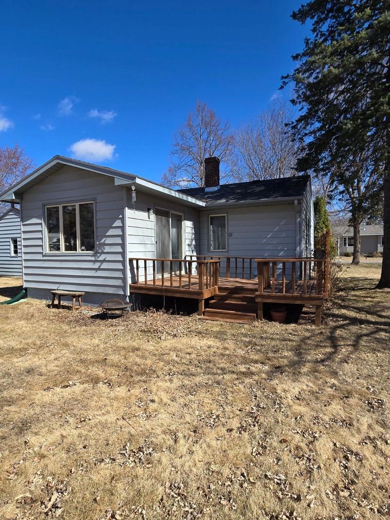204 S Clayborn Ave, Parkers Prairie, MN 56361