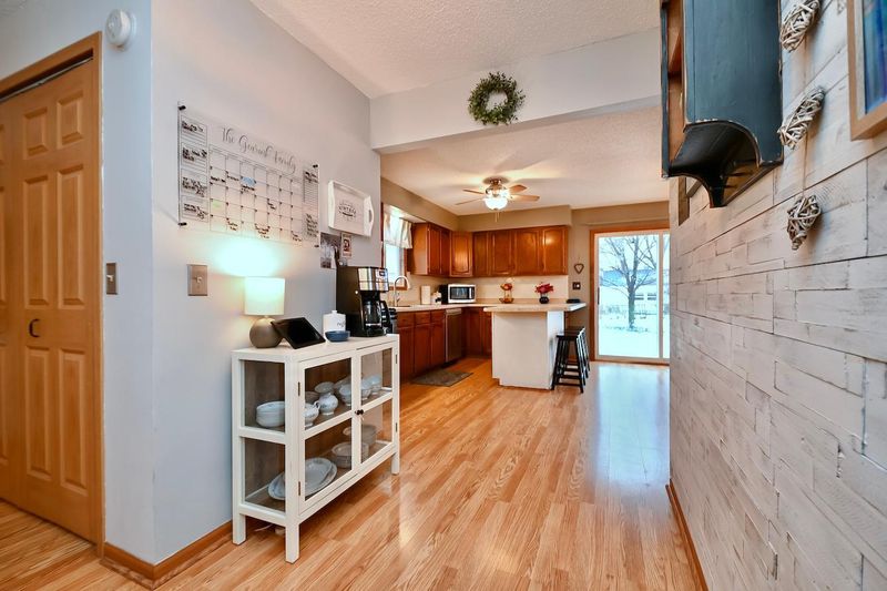 875 39th Ave, Winona, MN 55987