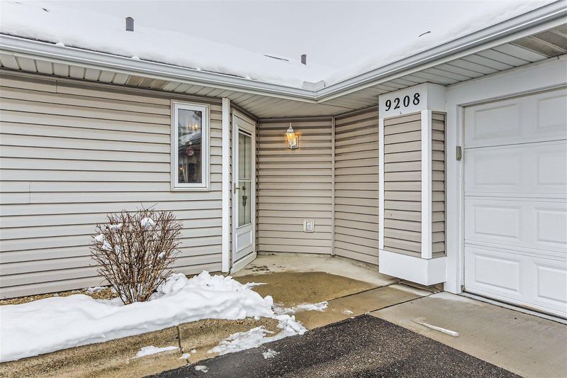 9208 Windsor Ln N, Brooklyn Park, MN 55443