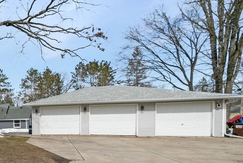 330 4th St, Mora, MN 55051