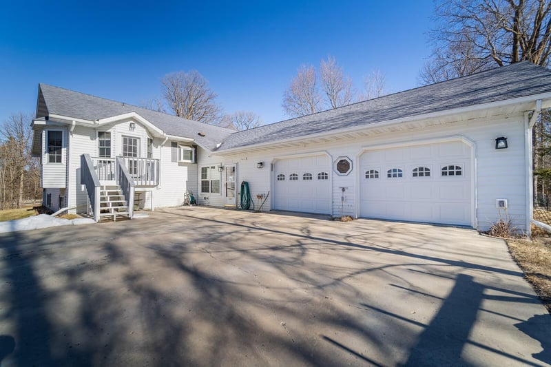 22164 Wood Ln NE, Hines, MN 56647