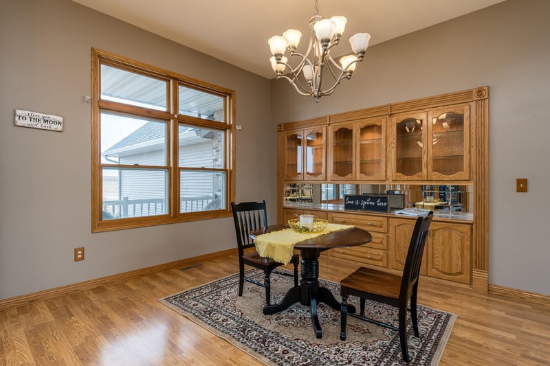 39859 460th St, Saint Peter, MN 56082