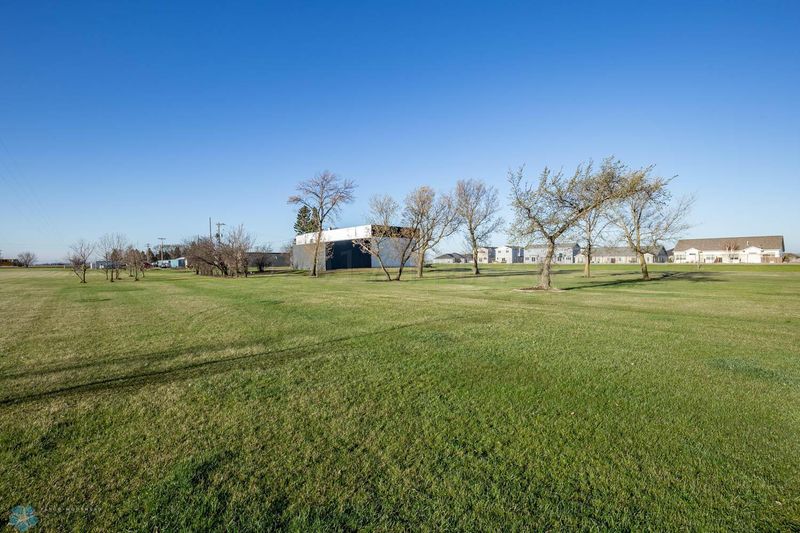 4936 Us 75 S, Moorhead, MN 56560