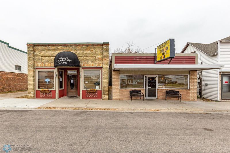 413 6 St, Hawley, MN 56549