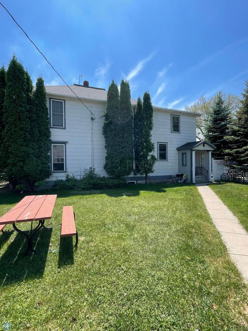 121 16 St S, Moorhead, MN 56560