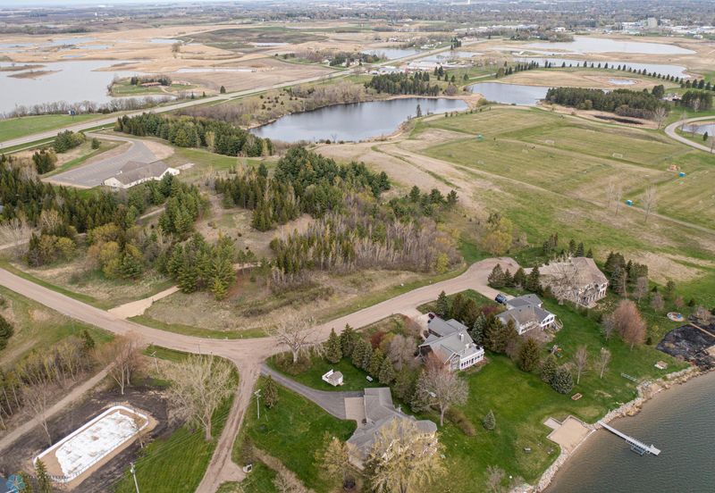 1793-1817 Shoreview Dr, Fergus Falls, MN 56537