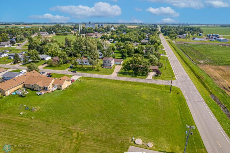 100 4 Ave W, Sabin, MN 56580