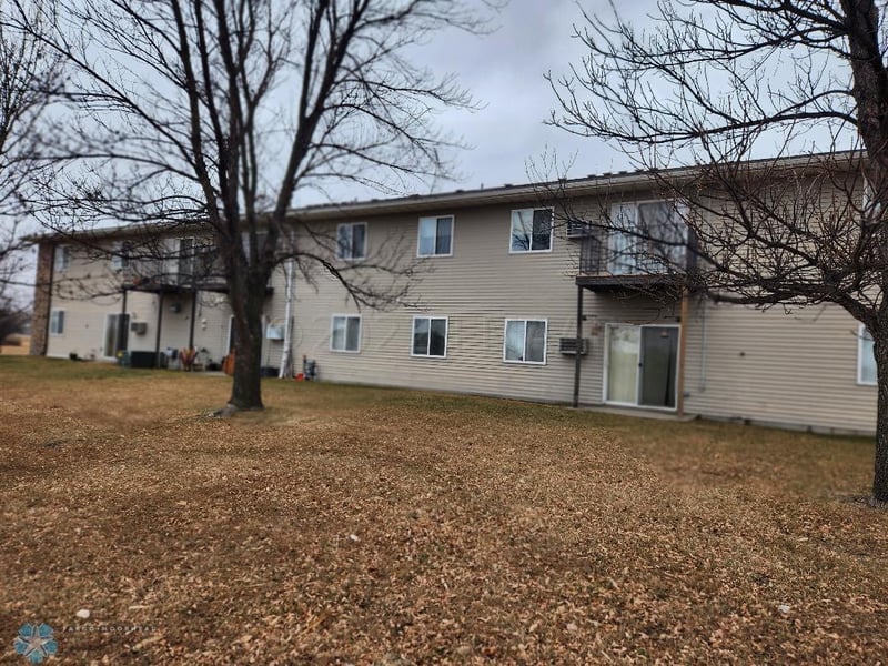 125 6 St SW, Barnesville, MN 56514