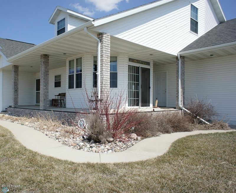 811 4th Ave NW, Dilworth, MN 56529