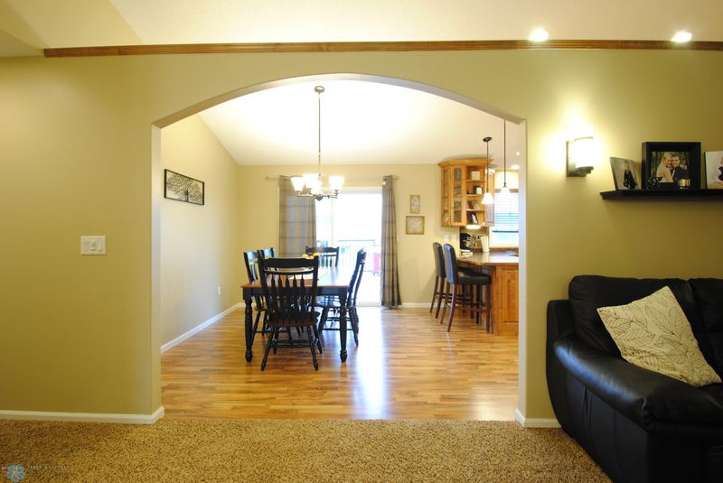 511 9th St NE, Dilworth, MN 56529